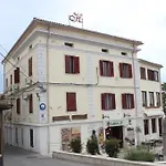 Gostinjska kuća Laura 3*