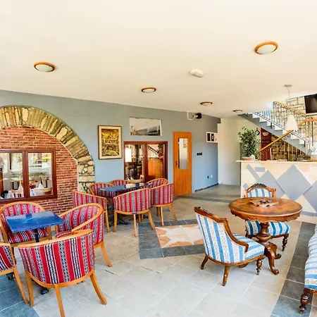 Laura 게스트하우스