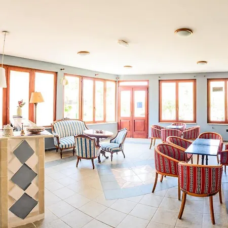 Laura 게스트하우스 메덜린