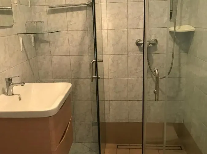 게스트하우스 Laura 3*