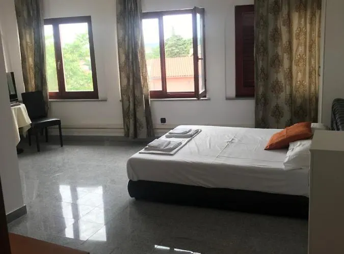 게스트하우스 Laura 메덜린