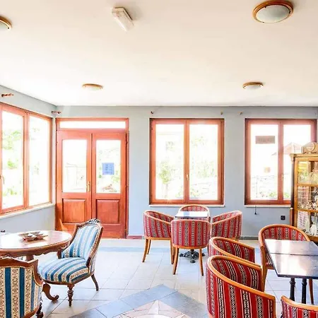 Laura Guest house 3*