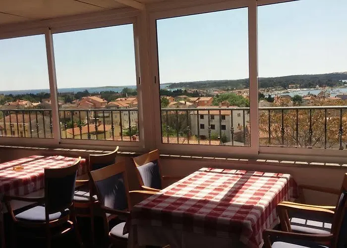 게스트하우스 Laura